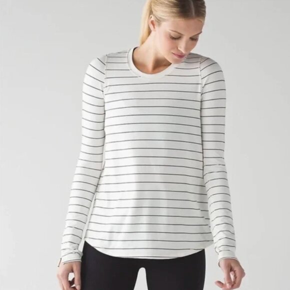 RARE Lululemon Tuck and Flow Long‎ Sleeve Striped Top - Picture 12 of 13